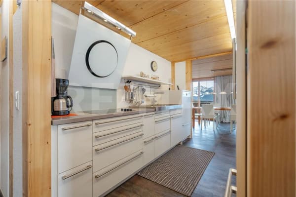 Immobilie in Beatenberg - Weitblick. Privatsphäre. Exklusivität. Dachmaisonette über dem Thunersee (auch als Zweitwohnsitz) - Bild 6