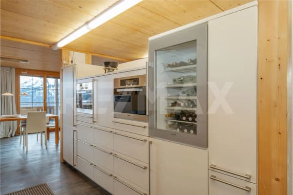Immobilie in Beatenberg - Weitblick. Privatsphäre. Exklusivität. Dachmaisonette über dem Thunersee (auch als Zweitwohnsitz) - Bild 7
