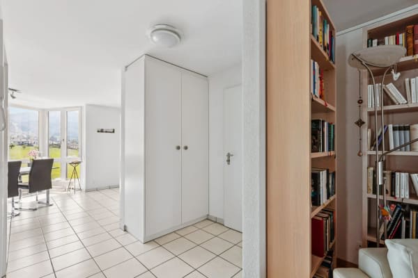 Immobilie in Schwyz - Exklusives Wohnen mit herrlicher Dachterrasse - Bild 1