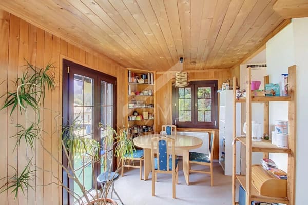 Immobilie in Les Giettes - Chalet en madriers, vue lac LÃ©man et montagnes - Vente aux Ã©trangers OK - Bild 1