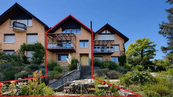 Immobilie in Ettingen - 5-Zimmer-Reihenmittelhaus mit Garage und zwei Aussenparkplätzen - Bild 0
