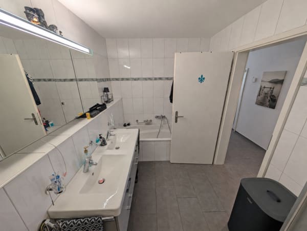 Immobilie in Safenwil - Top gepflegte Eigentumswohnung in erster Reihe der "Diamant" Überbauung - Bild 5
