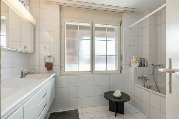 Immobilie in Schneisingen - GrosszÃ¼giges und gepflegtes Familien-Haus zum Auffrischen - Bild 7