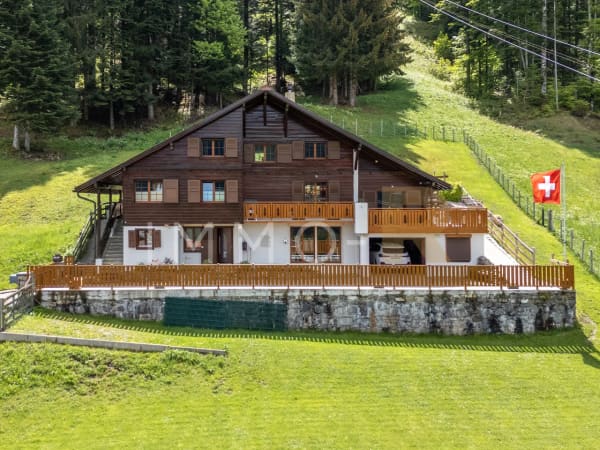 Immobilie in Les Paccots - Chalet individuel avec terrain de 1018m2 et potentiel de crÃ©ation d'un appartement indÃ©pendant - Bild 0