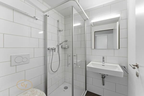 Immobilie in Lengnau Ag - Lichtdurchflutete Maisonette-Wohnung mit Galerie, Weitblick und Abendsonne - Bild 15