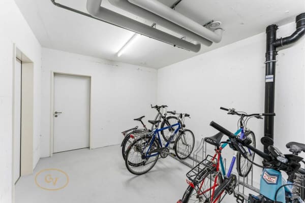 Immobilie in Lengnau Ag - Lichtdurchflutete Maisonette-Wohnung mit Galerie, Weitblick und Abendsonne - Bild 23