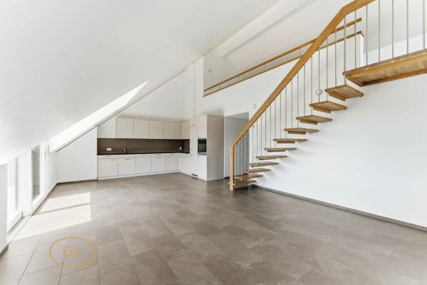 Immobilie in Lengnau Ag - Lichtdurchflutete Maisonette-Wohnung mit Galerie, Weitblick und Abendsonne - Bild 6