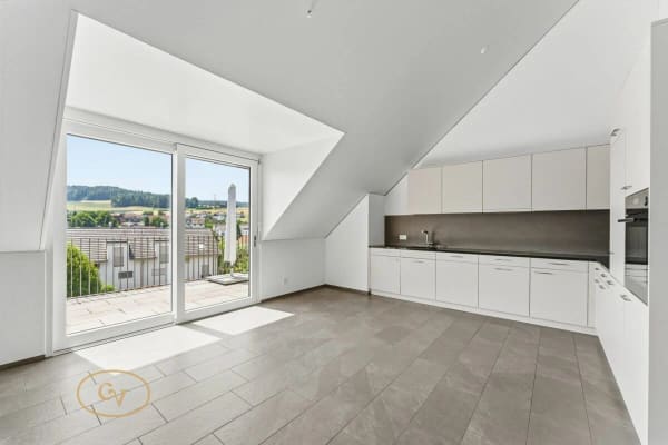 Immobilie in Lengnau Ag - Lichtdurchflutete Maisonette-Wohnung mit Galerie, Weitblick und Abendsonne - Bild 7