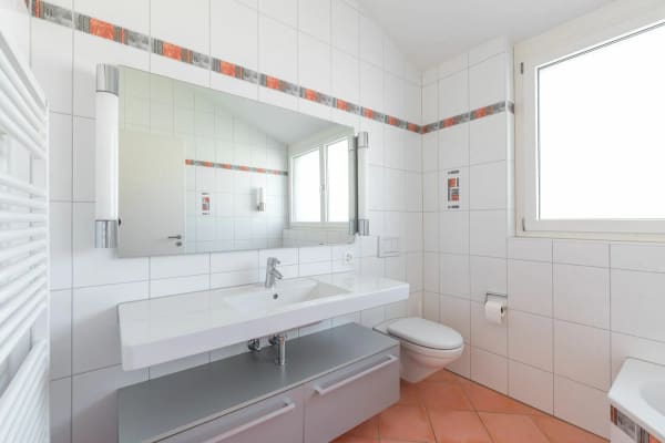 Immobilie in Udligenswil - GrosszÃ¼gige 4.5-Zimmer-Attika-Wohnung mit zwei TiefgaragenplÃ¤tzen, zwei Kellern - Bild 17