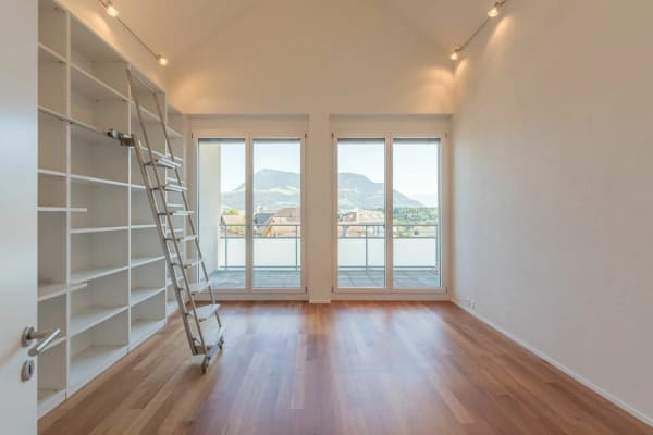 Immobilie in Udligenswil - GrosszÃ¼gige 4.5-Zimmer-Attika-Wohnung mit zwei TiefgaragenplÃ¤tzen, zwei Kellern - Bild 7