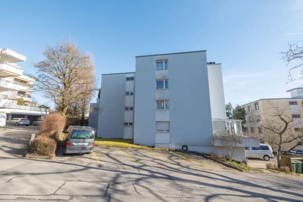 Immobilie in Ortschwaben - Einzigartige 3.5-Zimmerwohnung mit Aussenparkplatz - Bild 21