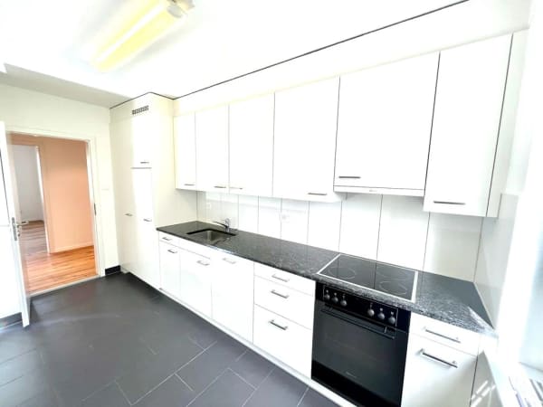 Immobilie in Bellach - Gehobene 4.5-Zimmer-Wohnung mit Balkon und schöner Aussicht in Bellach - Bild 3