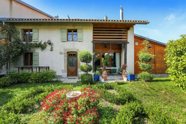 Immobilie in Jussy - Ravissante villa en campagne avec Jardin en Bordure des Vignobles de Jussy - Bild 1