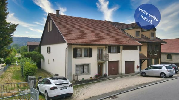 Immobilie in Villeneuve Fr - Maison villageoise de 8 pces à Villeneuve / FR - Bild 0