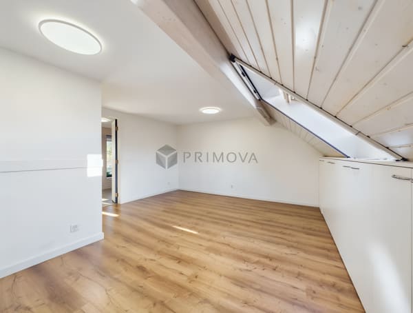 Immobilie in Neuendorf - Frisch renoviertes Familienidyll mit Garten und Spielparadies im Dachgeschoss - Bild 11
