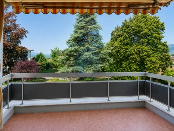 Immobilie in La Tour-de-peilz - BEL APPARTEMENT D'ANGLE DE 4.5 PCES AVEC BALCON - Bild 0