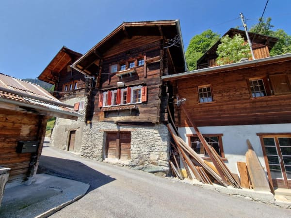 Immobilie in Hérémence - Vente aux étrangers possible - Appartement de charme avec terrasse et vue panoramique sur les Alpes - Bild 0
