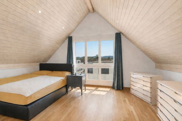 Immobilie in Obfelden - Grosszügige Dach-Maisonettewohnung mit Südwestterrasse und Alpensicht - Bild 12
