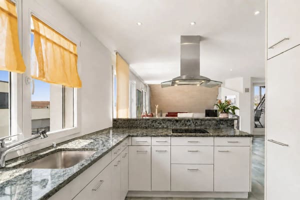 Immobilie in Obfelden - Grosszügige Dach-Maisonettewohnung mit Südwestterrasse und Alpensicht - Bild 4