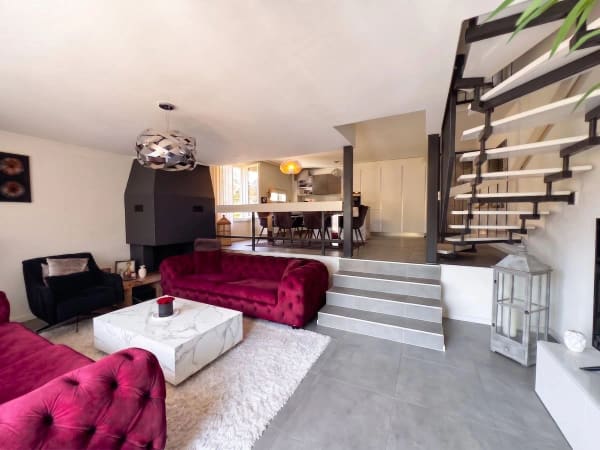 Immobilie in Yverdon-les-bains - Rare ! Triplex en attique rénové de 6 pces, proche centre - Bild 0