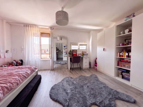 Immobilie in Yverdon-les-bains - Rare ! Triplex en attique rénové de 6 pces, proche centre - Bild 9