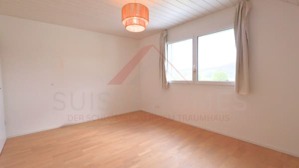 Immobilie in Signau - Modernes 6.5-Zimmer-Einfamilienhaus mit Garten, grosser Terrasse und Doppelgarage in Signau - Bild 11