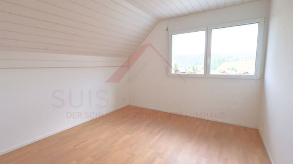 Immobilie in Signau - Modernes 6.5-Zimmer-Einfamilienhaus mit Garten, grosser Terrasse und Doppelgarage in Signau - Bild 12