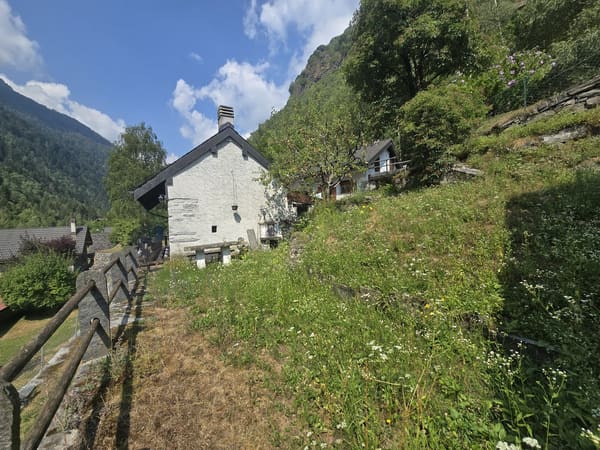 Immobilie in Vergeletto - WunderschÃ¶nes Landhaus mit Garten und herrlicher Aussicht - Bild 19