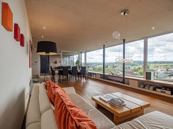 Immobilie in Möriken Ag - Architektur, Aussicht und Komfort – aussergewöhnliches EFH am Chestenberg - Bild 1