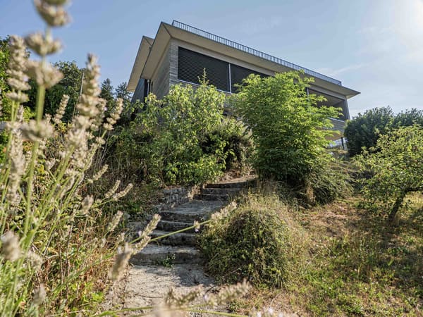 Immobilie in Möriken Ag - Architektur, Aussicht und Komfort – aussergewöhnliches EFH am Chestenberg - Bild 12