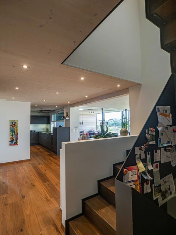 Immobilie in Möriken Ag - Architektur, Aussicht und Komfort – aussergewöhnliches EFH am Chestenberg - Bild 4