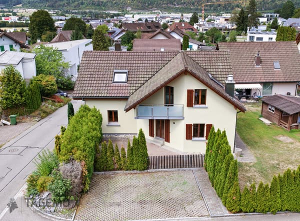 Immobilie in Rothrist - Ein Zuhause mit Charakter, überraschend viel Raum für Familie, Ideen und Zukunft. - Bild 0