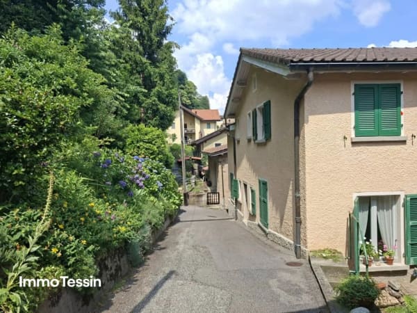 Immobilie in Agra - Charmante und idyllische Wohnung an exklusiver Wohnlage in Collina d&039;Oro unweit von Lugano und dem Lago di Luagno - Bild 1