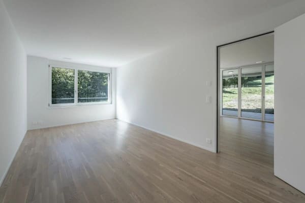 Immobilie in Bergdietikon - Moderne Eigentumswohnung mit eigenem Garten: 120 m² pures Grün - Bild 6