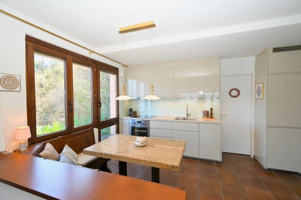 Immobilie in Gerra - Mediterrane Ferienwohnung mit Seeblick und Aussenpool - Bild 7