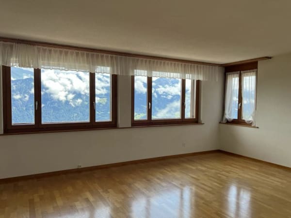 Immobilie in Beatenberg - 4.5-Zimmerwohnung 1. OG mit Seesicht im Zentrum von Beatenberg - Bild 11