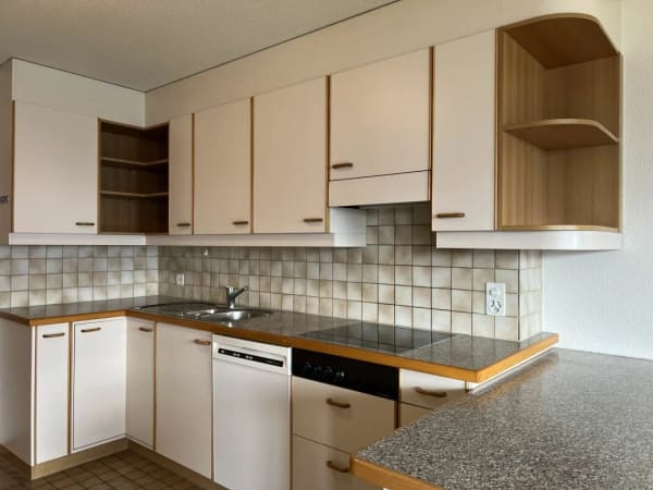 Immobilie in Beatenberg - 4.5-Zimmerwohnung 1. OG mit Seesicht im Zentrum von Beatenberg - Bild 14