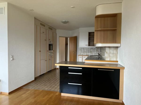 Immobilie in Beatenberg - 4.5-Zimmerwohnung 1. OG mit Seesicht im Zentrum von Beatenberg - Bild 15