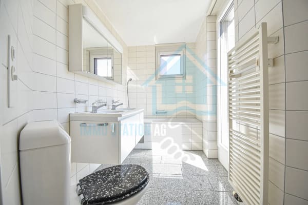 Immobilie in Bremgarten Ag - Exklusive 4.5-Zimmer-Attikawohnung mit grosszügiger Terrasse - Bild 9