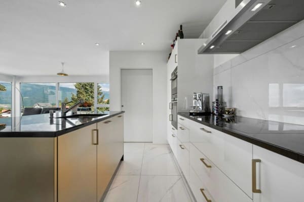 Immobilie in Bellmund - Modern wohnen mit Stil und Weitblick - Bild 6