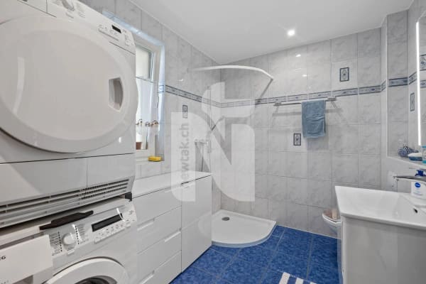 Immobilie in Hofstetten So - Grosszügiges, modernes Einfamilienhaus mit gepflegtem Garten in ruhiger Lage - Bild 8