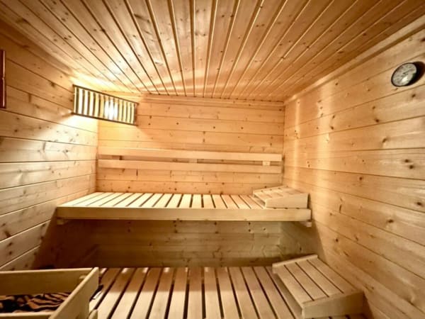 Immobilie in Schönholzerswilen - Grosses freistehendes 7.5-Zimmer-Bauernhaus für Pferdeliebhaber oder Kleintierhalter! Pferdeboxen, Remise, Wald und Wiesen .... - Bild 17