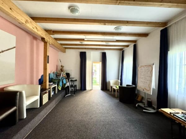 Immobilie in Schönholzerswilen - Grosses freistehendes 7.5-Zimmer-Bauernhaus für Pferdeliebhaber oder Kleintierhalter! Pferdeboxen, Remise, Wald und Wiesen .... - Bild 27