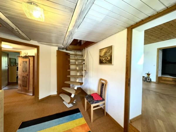Immobilie in Schönholzerswilen - Grosses freistehendes 7.5-Zimmer-Bauernhaus für Pferdeliebhaber oder Kleintierhalter! Pferdeboxen, Remise, Wald und Wiesen .... - Bild 30