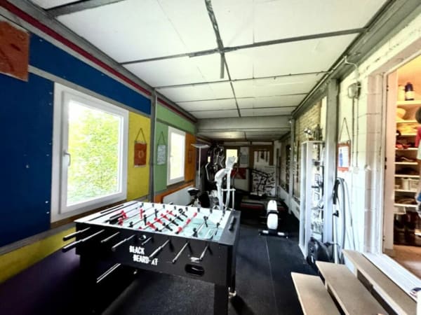 Immobilie in Schönholzerswilen - Grosses freistehendes 7.5-Zimmer-Bauernhaus für Pferdeliebhaber oder Kleintierhalter! Pferdeboxen, Remise, Wald und Wiesen .... - Bild 36