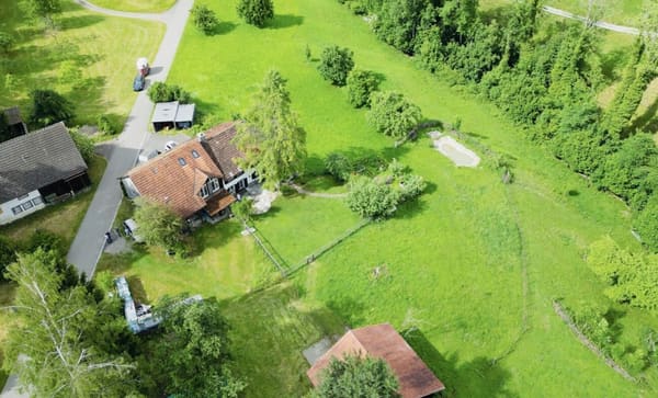 Immobilie in Schönholzerswilen - Grosses freistehendes 7.5-Zimmer-Bauernhaus für Pferdeliebhaber oder Kleintierhalter! Pferdeboxen, Remise, Wald und Wiesen .... - Bild 46
