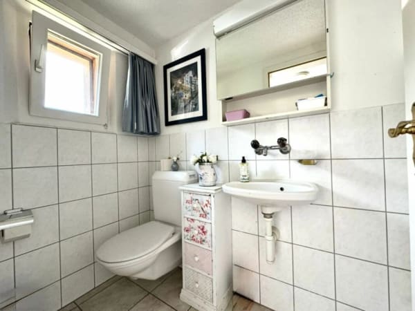 Immobilie in Schönholzerswilen - Grosses freistehendes 7.5-Zimmer-Bauernhaus für Pferdeliebhaber oder Kleintierhalter! Pferdeboxen, Remise, Wald und Wiesen .... - Bild 6