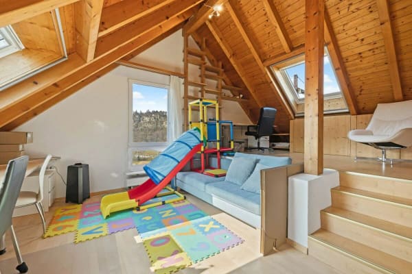 Immobilie in Duggingen - Grosszügiges 6.5-Zimmer Einfamilienhaus mit Pool & Wintergarten - Bild 13
