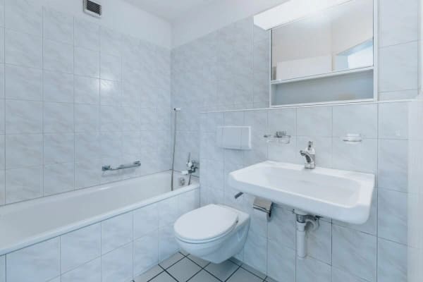 Immobilie in Lotzwil - Helle 4.5 Zimmer Eigentumswohnung mit gedecktem Balkon - Bild 15