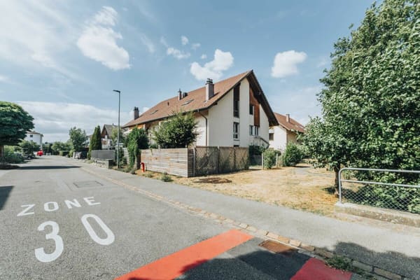 Immobilie in Lotzwil - Helle 4.5 Zimmer Eigentumswohnung mit gedecktem Balkon - Bild 3